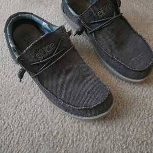 Hey dude 10.5 men's slip-ons